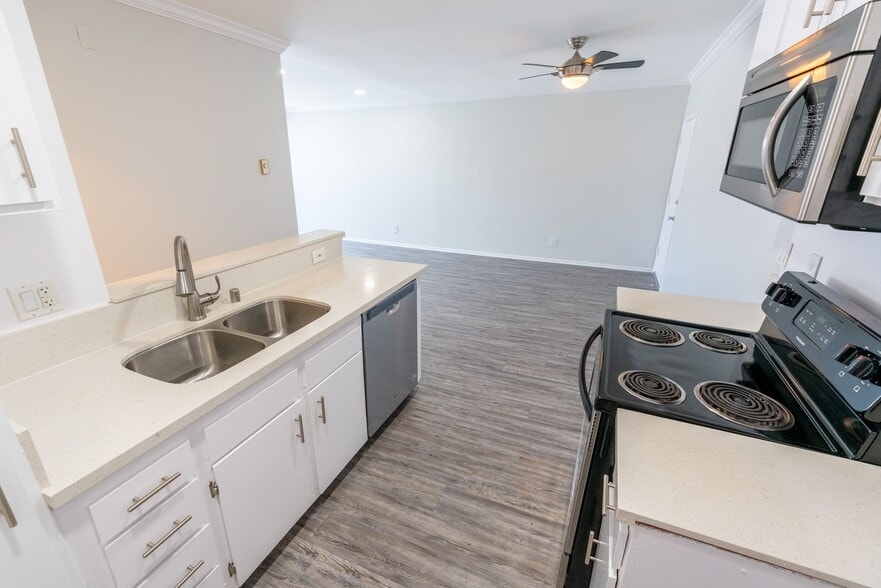 Interior Photo - Toluca Lake Village