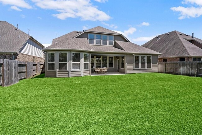 Building Photo - 17831 Maple Ash Dr