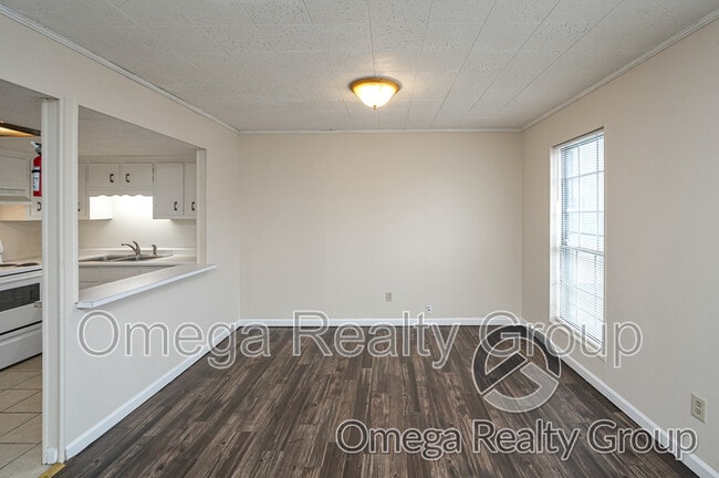 Building Photo - 1507 7th Ave