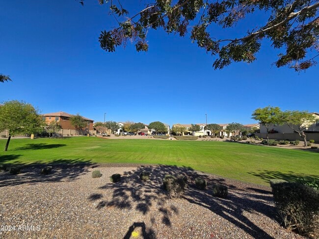 Building Photo - 3538 E Carla Vista Dr