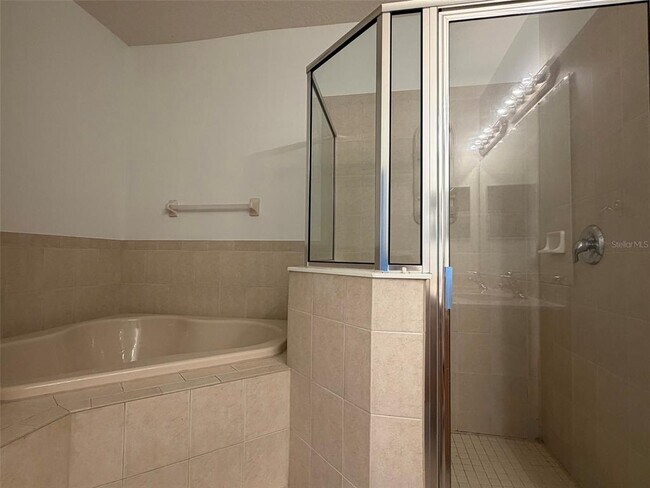 Building Photo - 4530 Amberly Oaks Ct