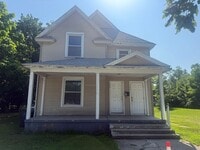 Building Photo - 736 Lawndale Ave