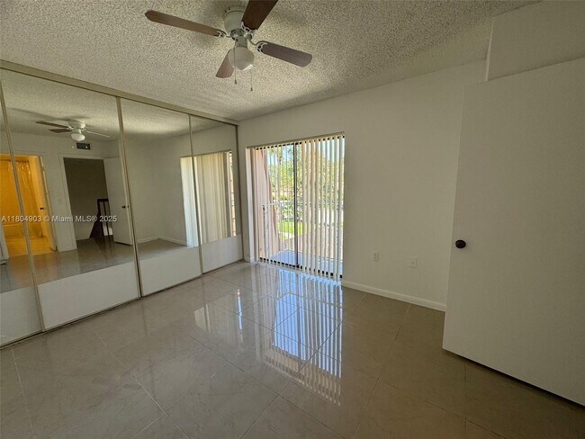 Building Photo - 719 Mill Valley Pl