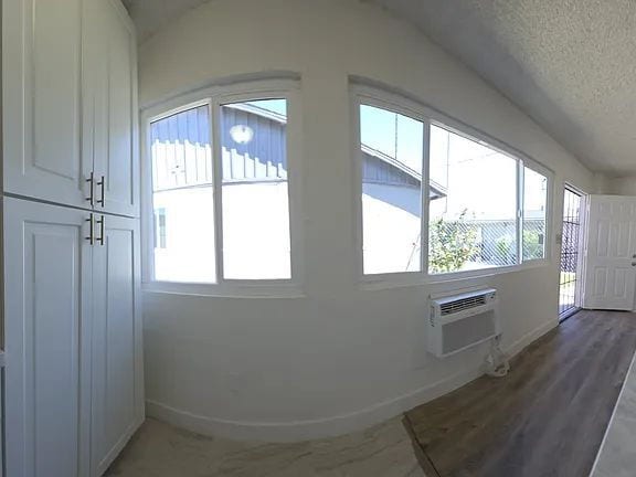 Building Photo - "Cozy 1-Bedroom Gem in San Bernardino – Perfect for Your Next Chapter!"