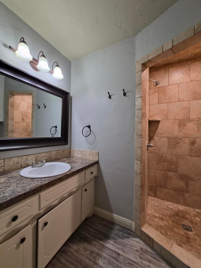 Building Photo - 3813 51st St