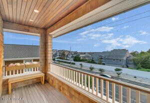 Building Photo - 985 Ocean Ave
