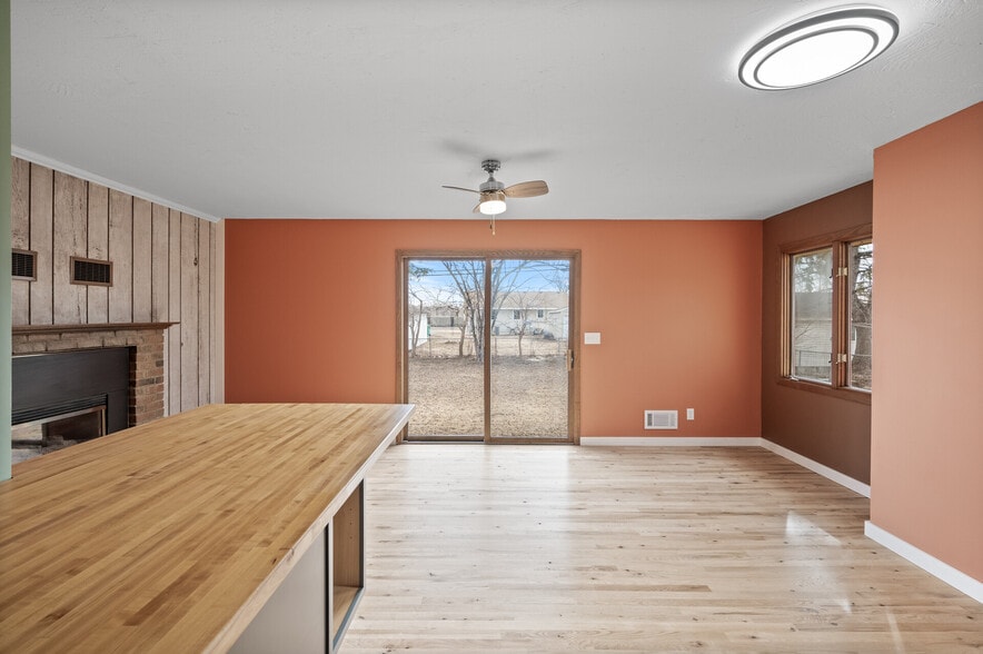 Building Photo - 5616 Nevada Ave N