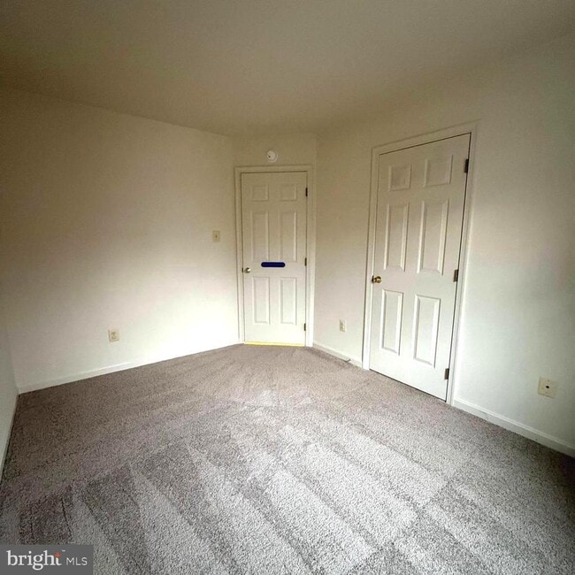 Building Photo - 13120 Misty Glen Ln