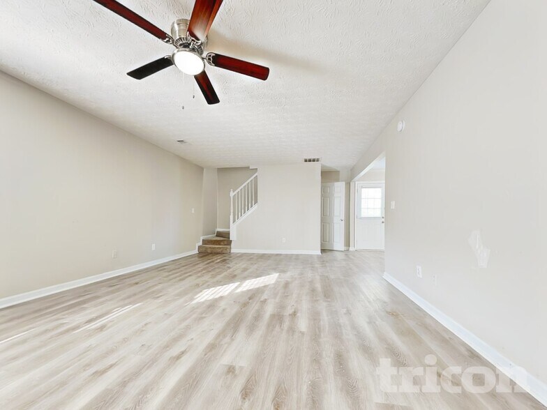 Building Photo - 1681 Riverchase Cir NE