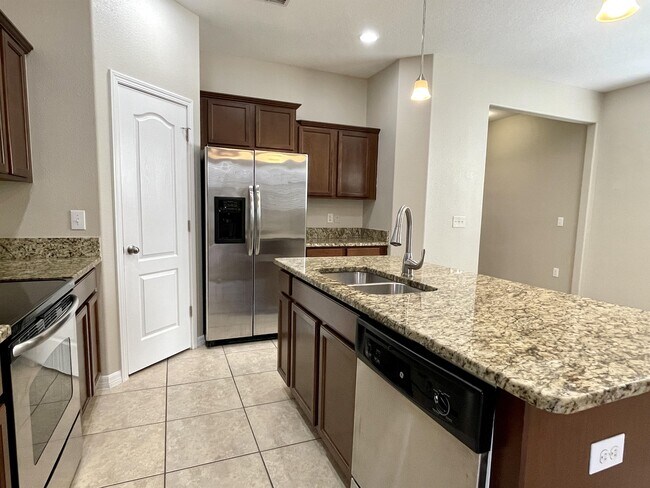 Building Photo - 1625 Acadia Harbor Pl