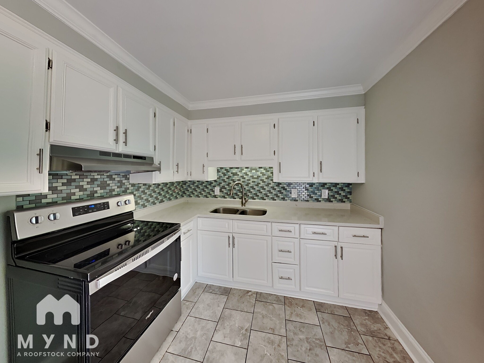 Building Photo - 1609 Rushing St