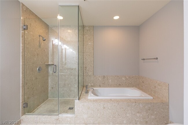 Building Photo - 4575 Dean Martin Dr