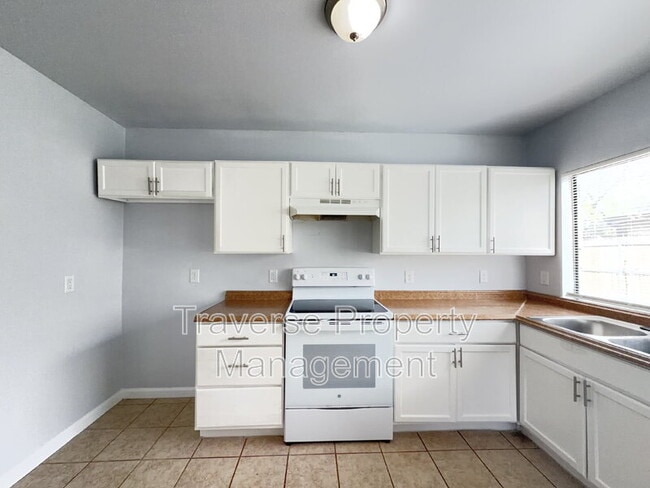 Building Photo - 5217 Aberdean Trail