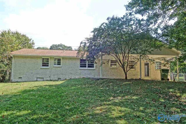 Building Photo - 5300 Whitesburg Dr