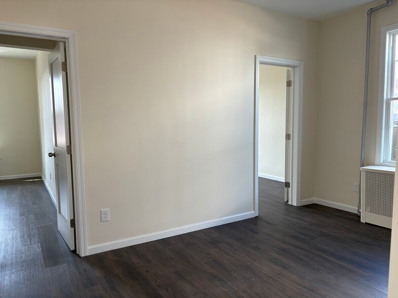 Open layout - 353 Central Ave