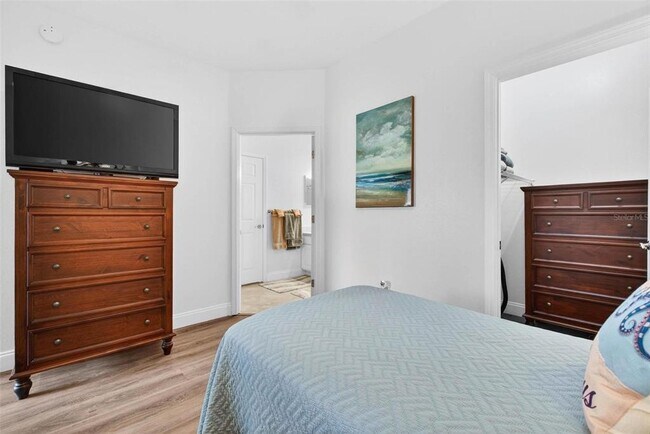 Building Photo - 10764 70th Ave N