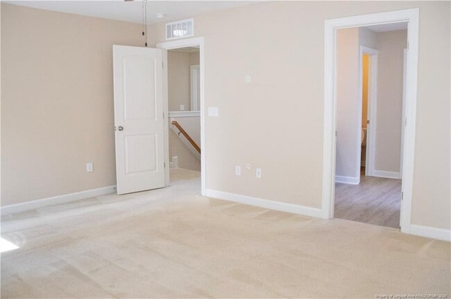 Building Photo - 44 Coswell Ct