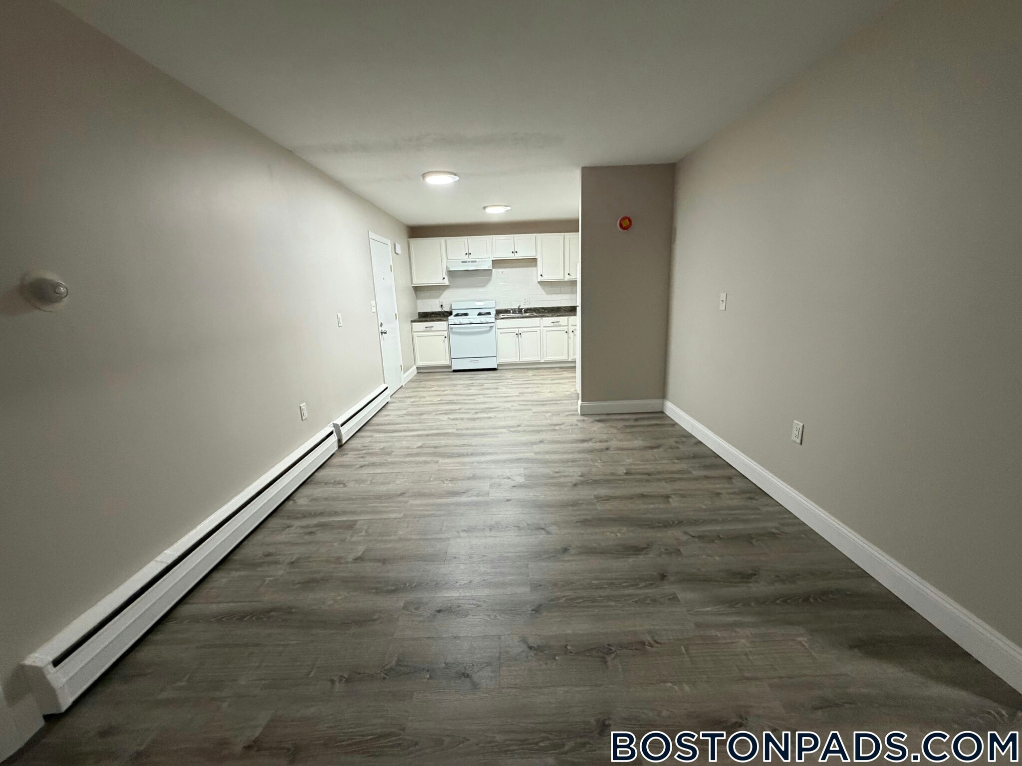 Building Photo - 18 Waugh St