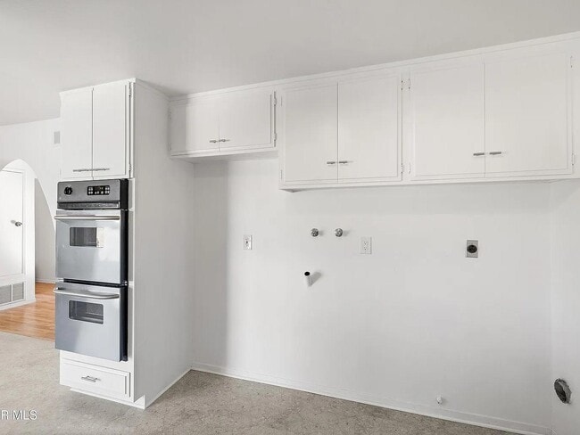 Building Photo - 326 Longwood Ct