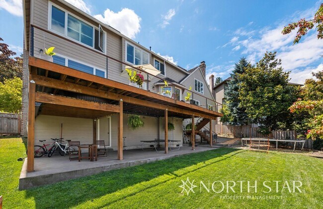 Building Photo - Beautiful Home with Mountain Views in the ...