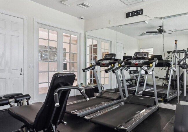 Building Photo - 6007 Skydale Way