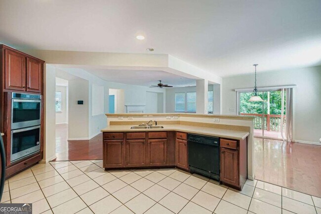 Building Photo - 700 Kirkly Way