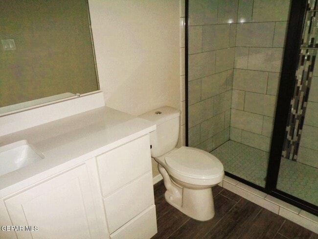 Building Photo - 13513 Coldham St