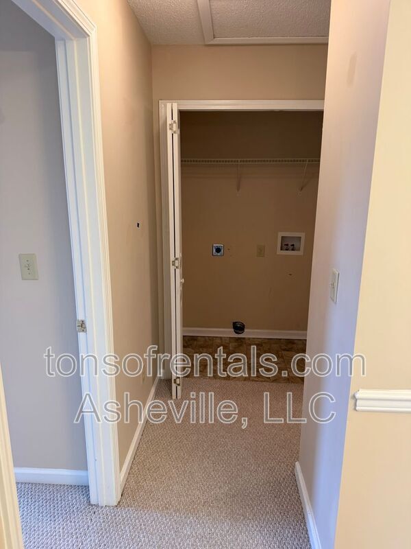 Building Photo - 149 Morningside Ln
