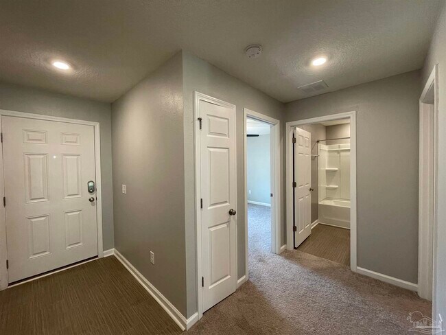 Building Photo - 4328 Jitterbug St