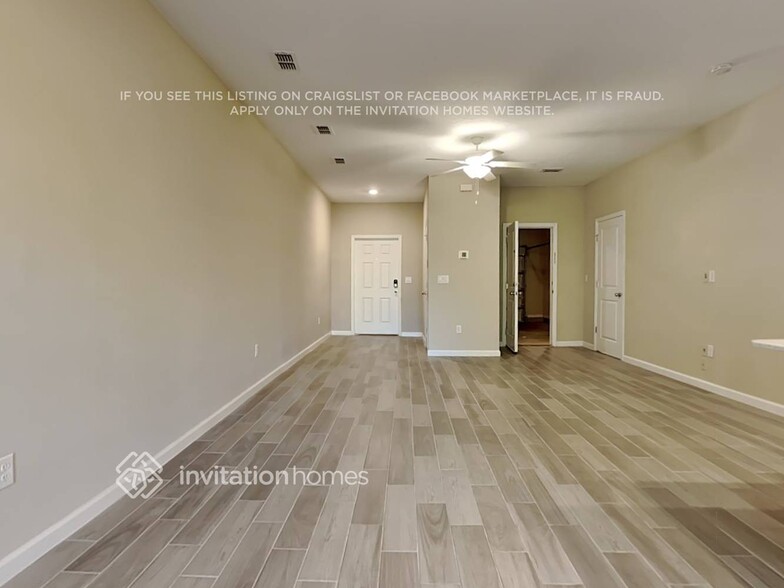Building Photo - 1317 Grassland Ave