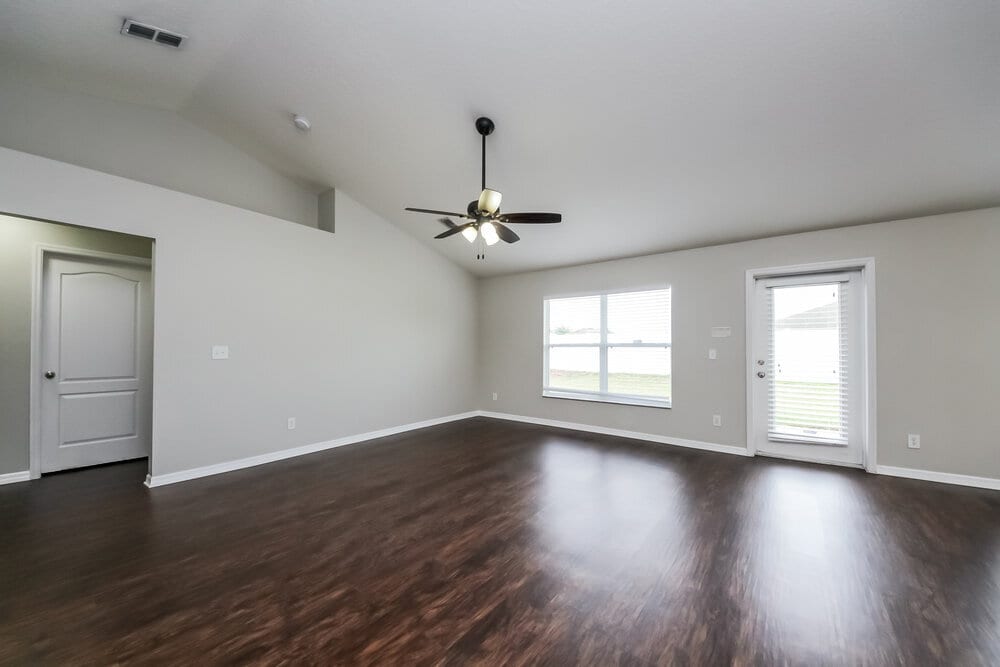 Building Photo - 3623 Doe Run Dr