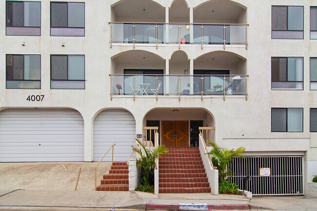 Building Photo - 4007 Everts St