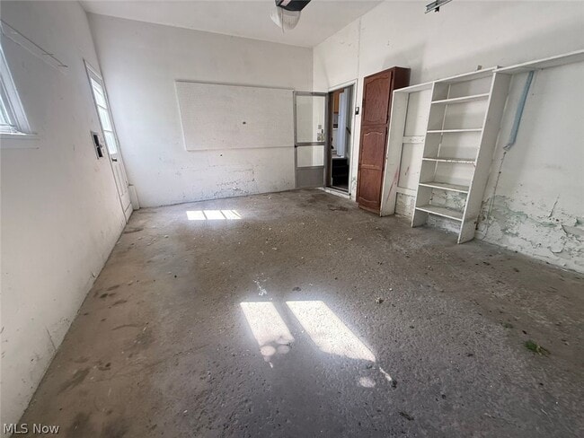 Building Photo - 24113 E Silsby Rd