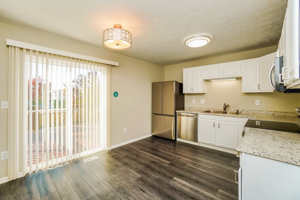 Building Photo - 1365 Randan Dr