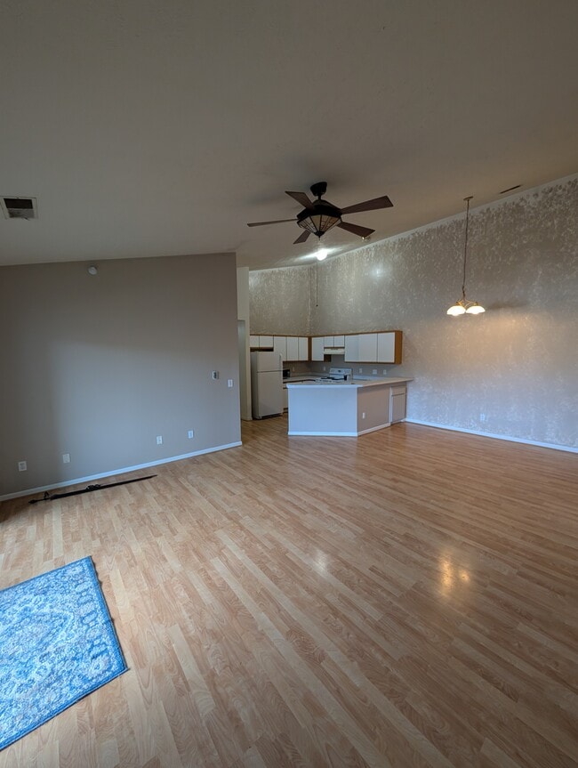 Building Photo - 8522 Jasonville Ct SE