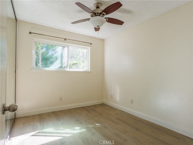 Building Photo - 11115 Slater Ave