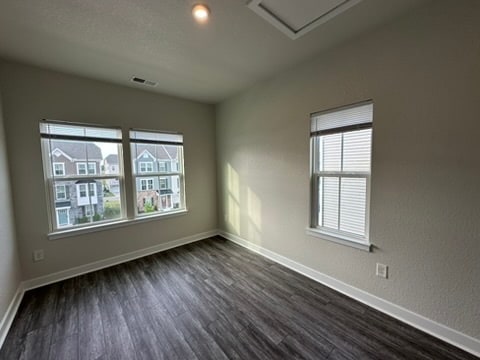 Building Photo - 116 Spring Grove Way