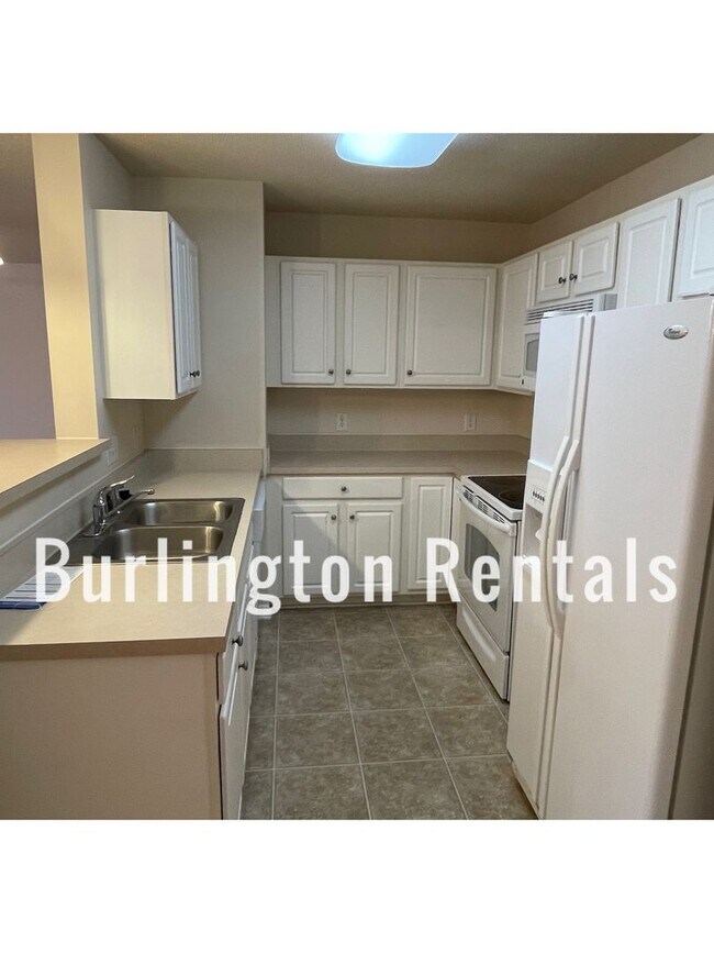 Building Photo - Condo / W. Burlington