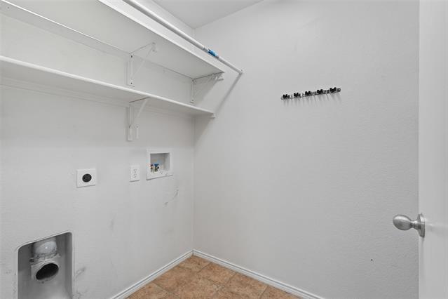 Building Photo - 322 Laurel Ln