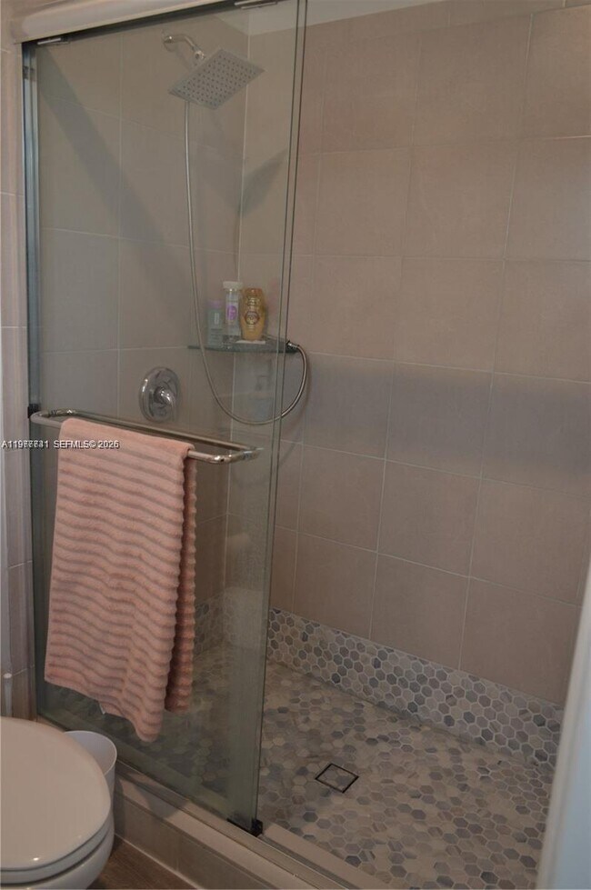 Building Photo - 1522 SE 26th Ter