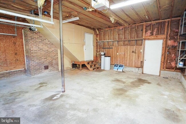 Building Photo - 5679 Anchor Pl
