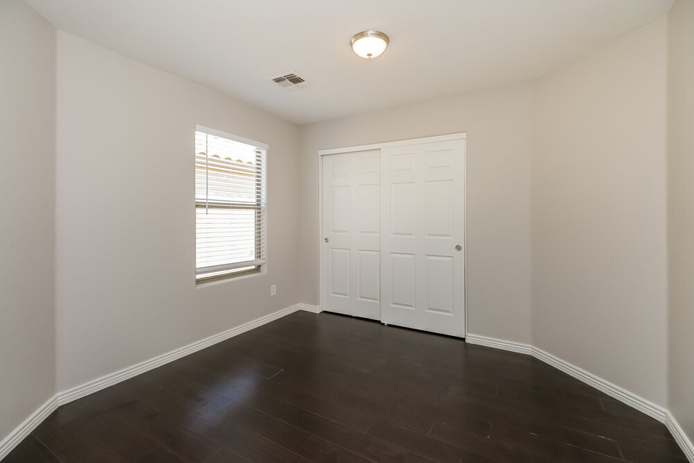 Building Photo - 4059 E Aragonite Ln