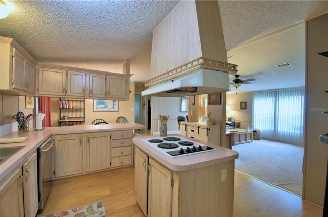 Building Photo - 6025 Fussell Rd