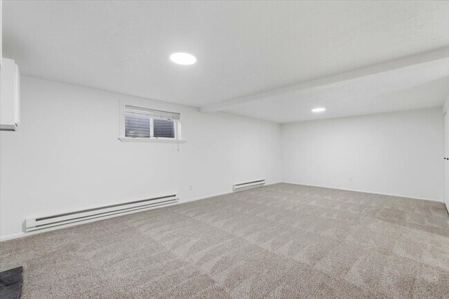 Building Photo - 774 S 1650 E