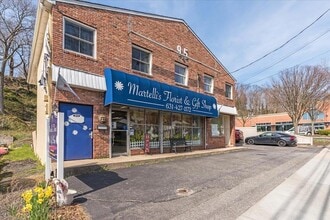 Building Photo - 95 E Main St