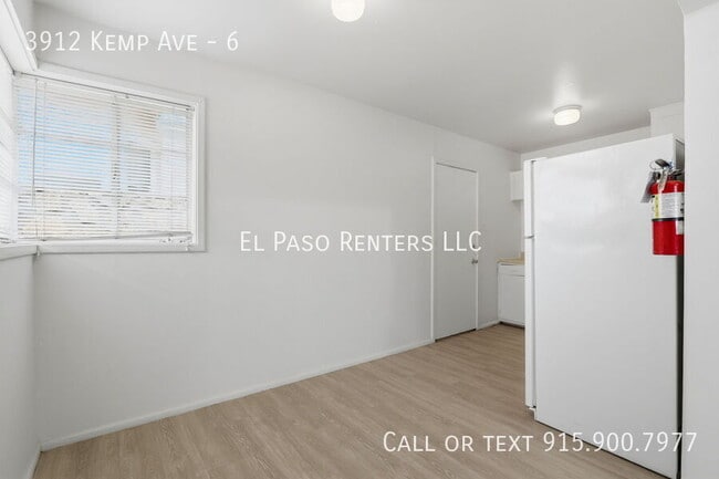 Building Photo - 3912 Kemp Ave