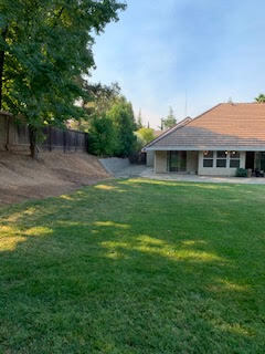 Building Photo - 6015 Oak Hill Dr