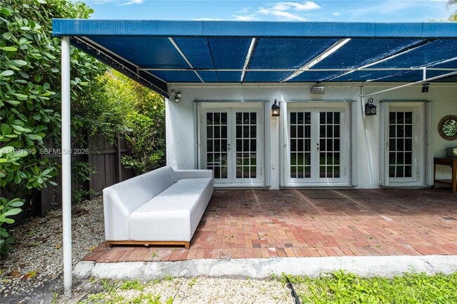 Building Photo - 4150 Ventura Ave