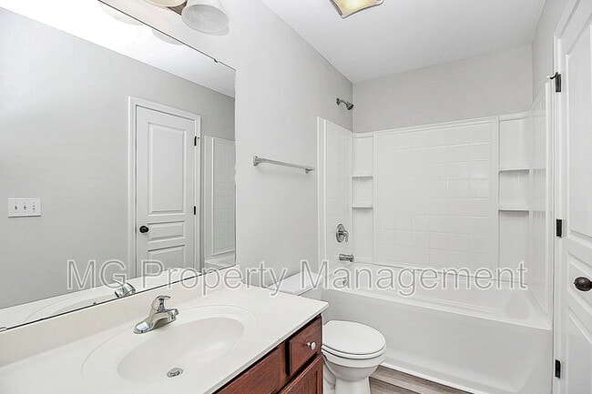 Building Photo - 162 Brookshire Dr