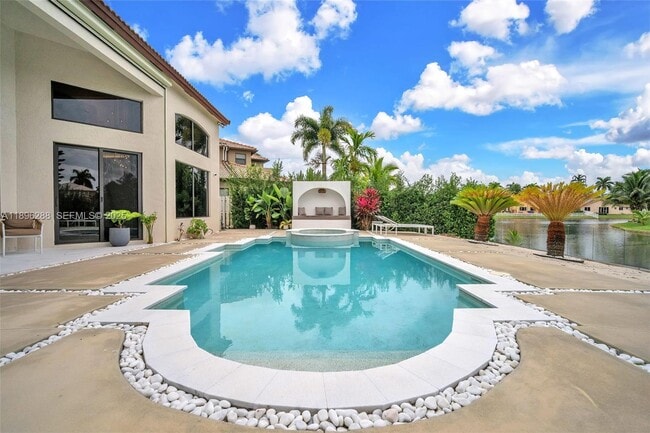 Building Photo - 3586 SW 143rd Ave